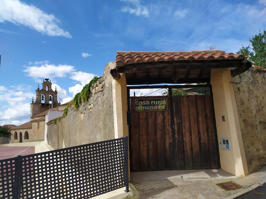 Casa Almenara Villa Almenara de Tormes Buitenkant foto